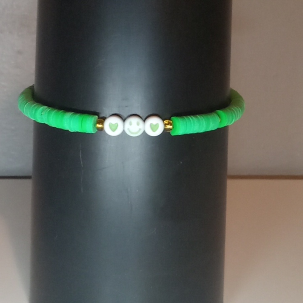 1 preppy bracelet♡